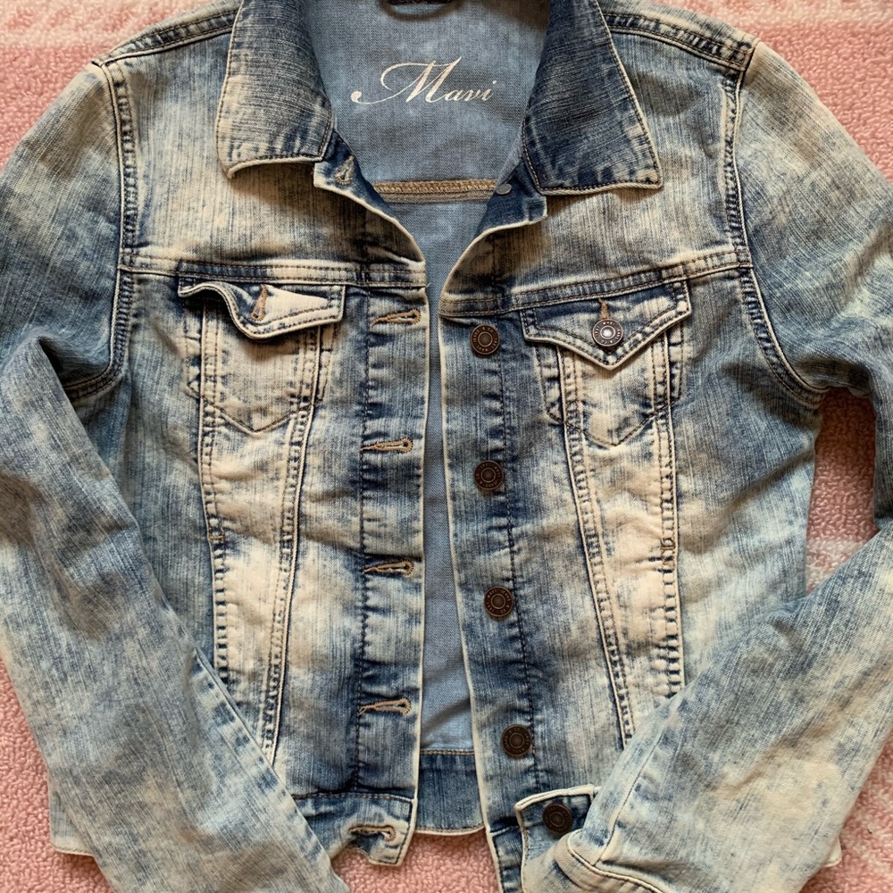 Mavi medium women’s light acid wash denim jacket